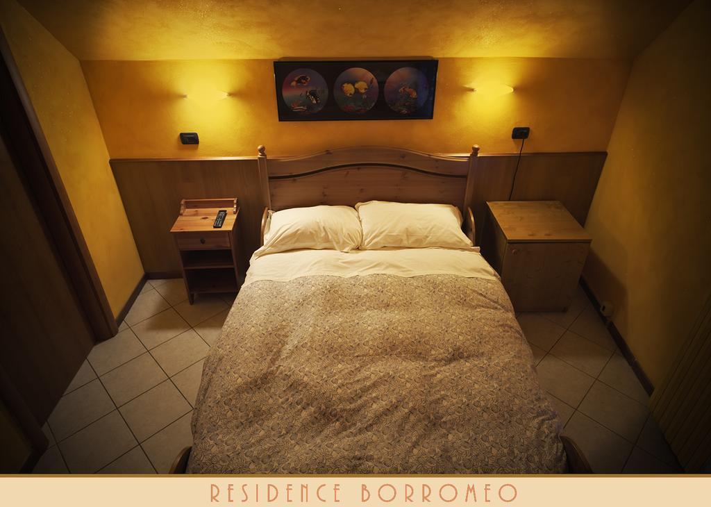 Borromeo Residenze Service S.A.S Peschiera Borromeo Buitenkant foto